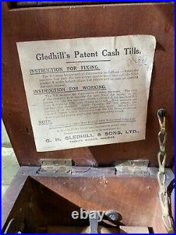 VINTAGE (G. H. GLEDHILL'S & Sons PAT. CASH TILL) WOOD CASH REGISTER OG KEY